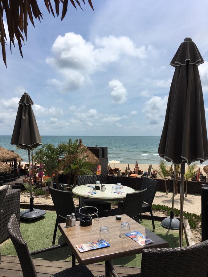 Au Coeur Du Village Naturiste Agde Exteriör bild